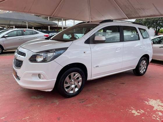 CHEVROLET SPIN 1.8 ADVANTAGE 8V FLEX 4P AUTOMÁTICO CHEVROLET SPIN 1.8 ADVANTAGE 8V FLEX 4P AUTOMÁTICO